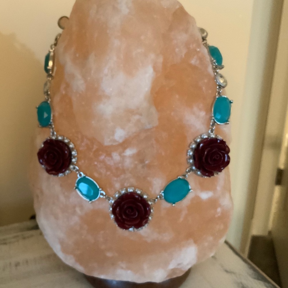 Amazing statement Lia Sophia Necklace